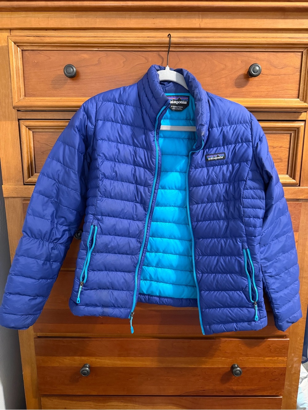 Patagonia Women’s Down Sweater Jacket in Deep Blue with Teal Accents
